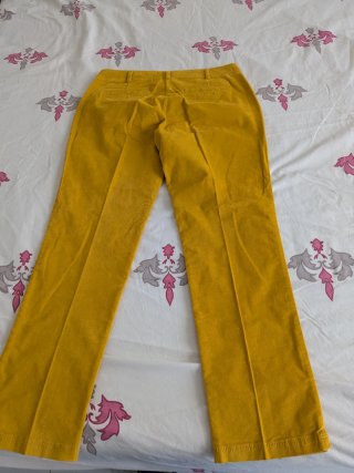 Pantalone donna Benetton giallo