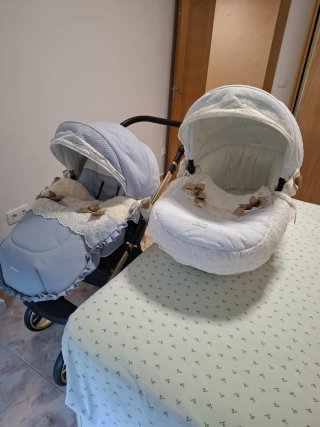 Carro y silleta de bebé azul y beig
