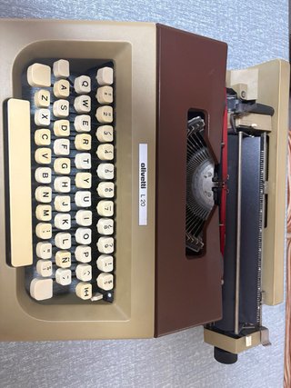 Máquina de escribir Olivetti L 20
