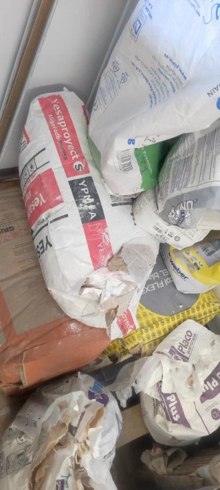 Material de obra variado