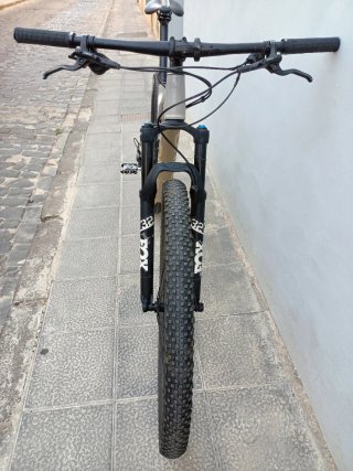 Bicicleta Orbea Oiz H30 Montaña