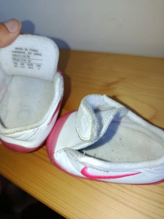 Zapatillas Nike Bebé Blancas y Rosas