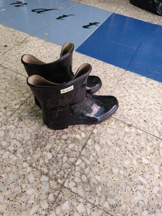 Botas de agua negras