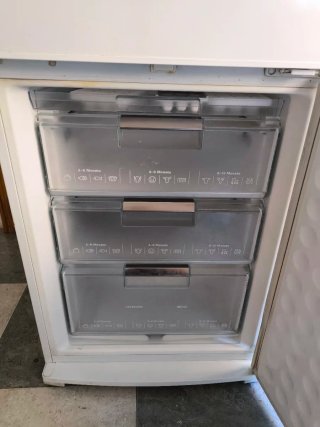 Frigorífico combi Siemens NoFrost 2 metros
