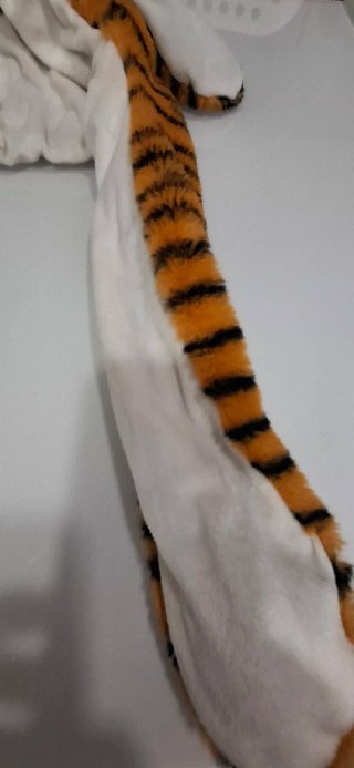 Gorro de peluche de tigre con orejas
