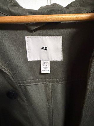 Chaqueta H&M verde militar