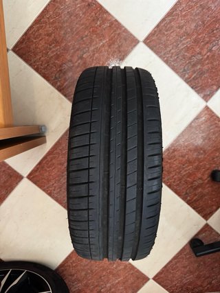 Llantas REDS FAST MATT BLACK Pilot Sport 3