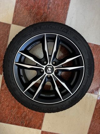 Llantas REDS FAST MATT BLACK Pilot Sport 3