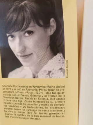 ZONAS HÚMEDAS – CHARLOTTE ROCHE