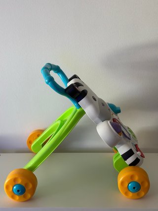 Andador correpasillos bebés Cebra Fisher-Price