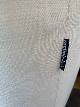 Sillónes modernos beige y marrón. Son 2