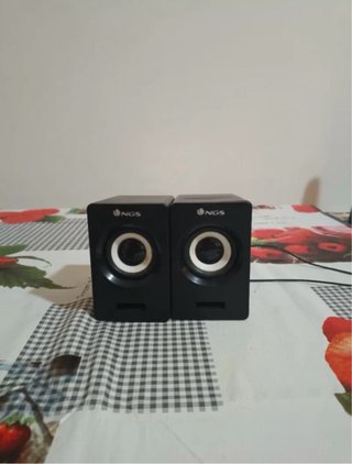 Altavoces NGS Negros