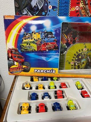 Juego de coches Blaze y el Monster Machine