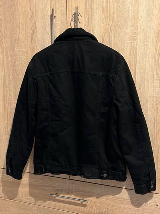 Chaqueta vaquera Bershka borreguito negra Talla S