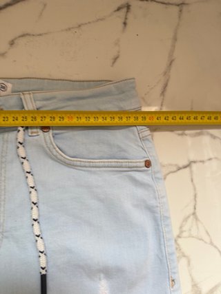 Pantalón corto vaquero roto INSIDE