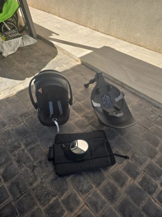 Silla coche bebé y base Isofix