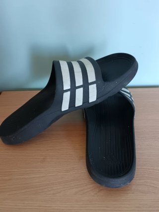 Sandalias Adidas clasicas