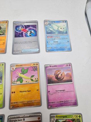 Lotto 12 Carte Pokémon TCG Italiane Golett Crustle