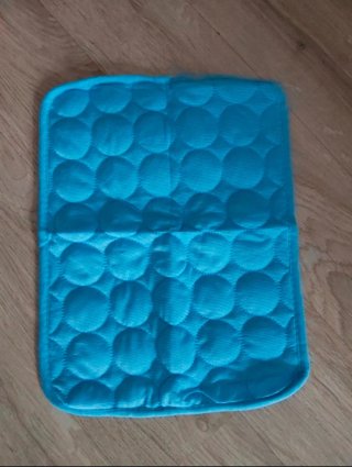 Alfombra refrescante para mascotas Talla S