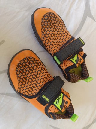 Zapatillas Eleven niño talla 33