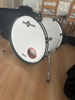 Bombo de batería acústica