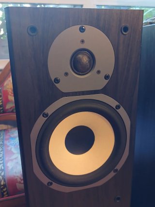 Altavoces Tannoy Mercury MX3 Dark Oak