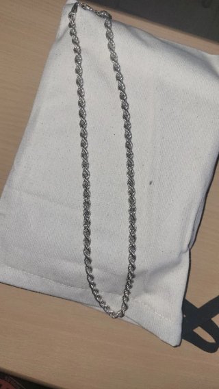 Cadena Plata 925  La cadena mide 60 cm