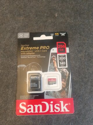SanDisk Extreme PRO Micro SDXC 256 GB + Adaptador