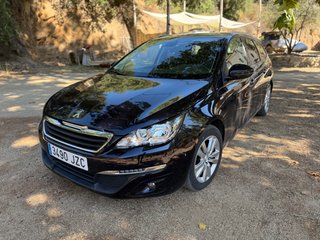 Peugeot 308 SW Allure 1.2 130cv Pocos km