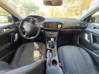 Peugeot 308 SW Allure 1.2 130cv Pocos km