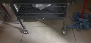 Jaula para loros con ruedas y zona de juego
