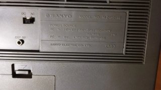 Radio Cassette Sanyo M2402-4F Plata