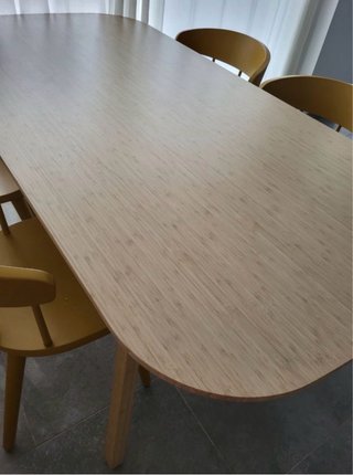 Tavolo Voxlov in legno di bambù IKEA
