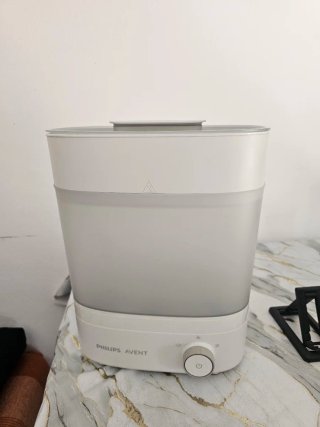 Esterilizador Philips Avent.