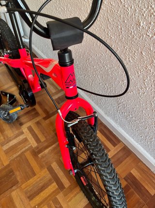 Bicicleta Infantil Monty Rosa con Ruedines