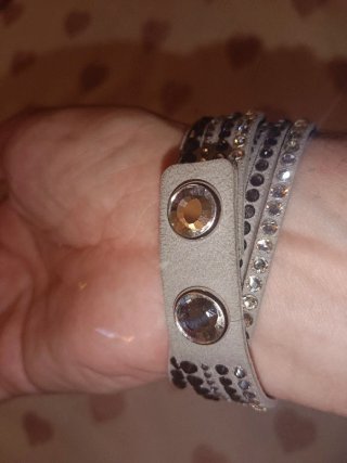 Pulsera Swarovski Negra y Plateada.Original