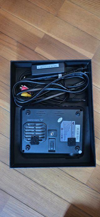 Proyector Wowoto H8 Mini HD con Android