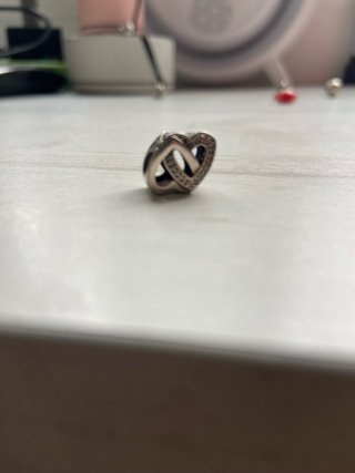 Pandora Corazones Plata