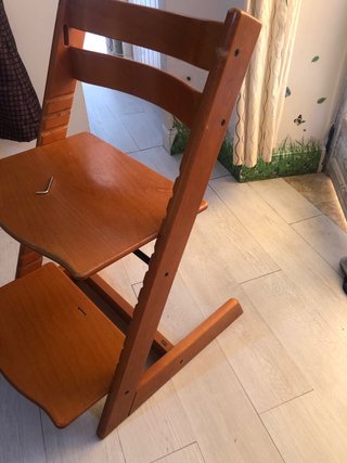 Trona Stokke madera