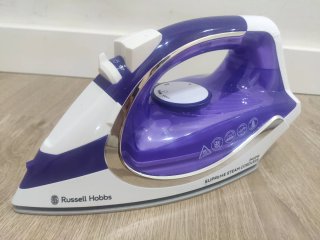 Russell Hobbs Supreme Steam Cordless 2400W