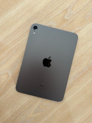 iPad mini 6 64GB, en gris espacial.