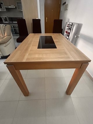 Mesa de comedor extensible de madera maciza