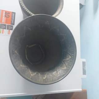 Coppia vasi antichi in metallo