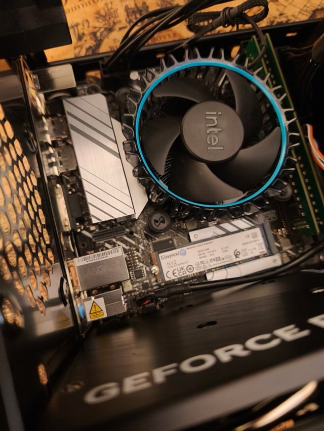PC GAMING ITX - i5 12400 + RTX 5060 + 32 RAM + 1TB