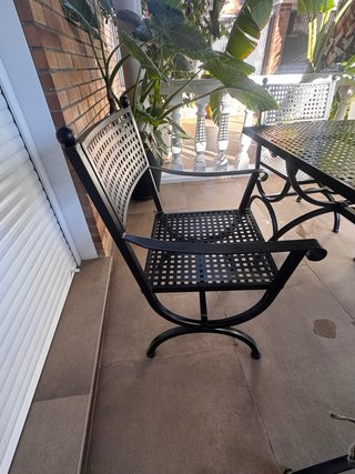 Mesa y 6 Sillas de Jardín de diseño