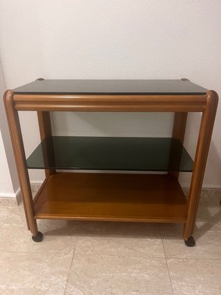 Mesita auxiliar con ruedas