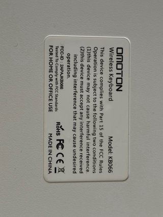 Teclado Bluetooth Plata y Blanco