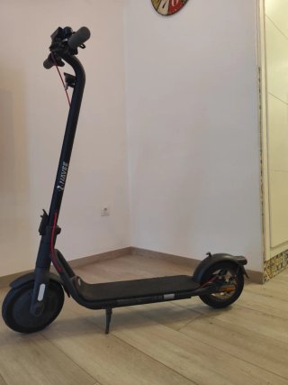 Patinete eléctrico Navee V40
