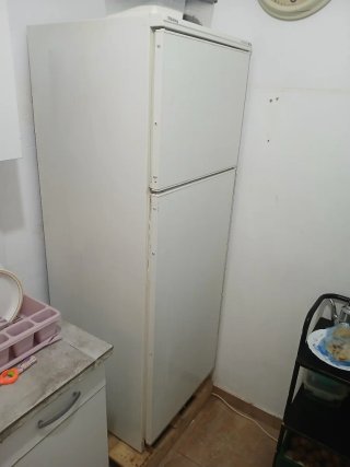 Nevera blanca funciona y todo