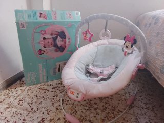 Hamaca Bebé Minnie Mouse Bright Starts con caja